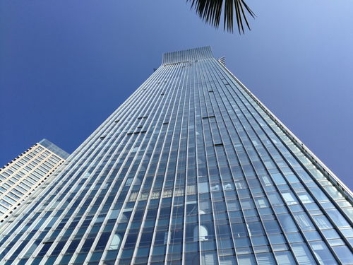 如何科学甄选专业外墙清洗公司，确保建筑物清洁安全与高效